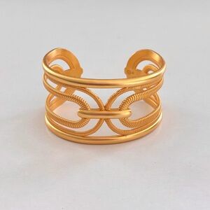 NWOT Julie Vos Elegant Gold Cuff Bracelet